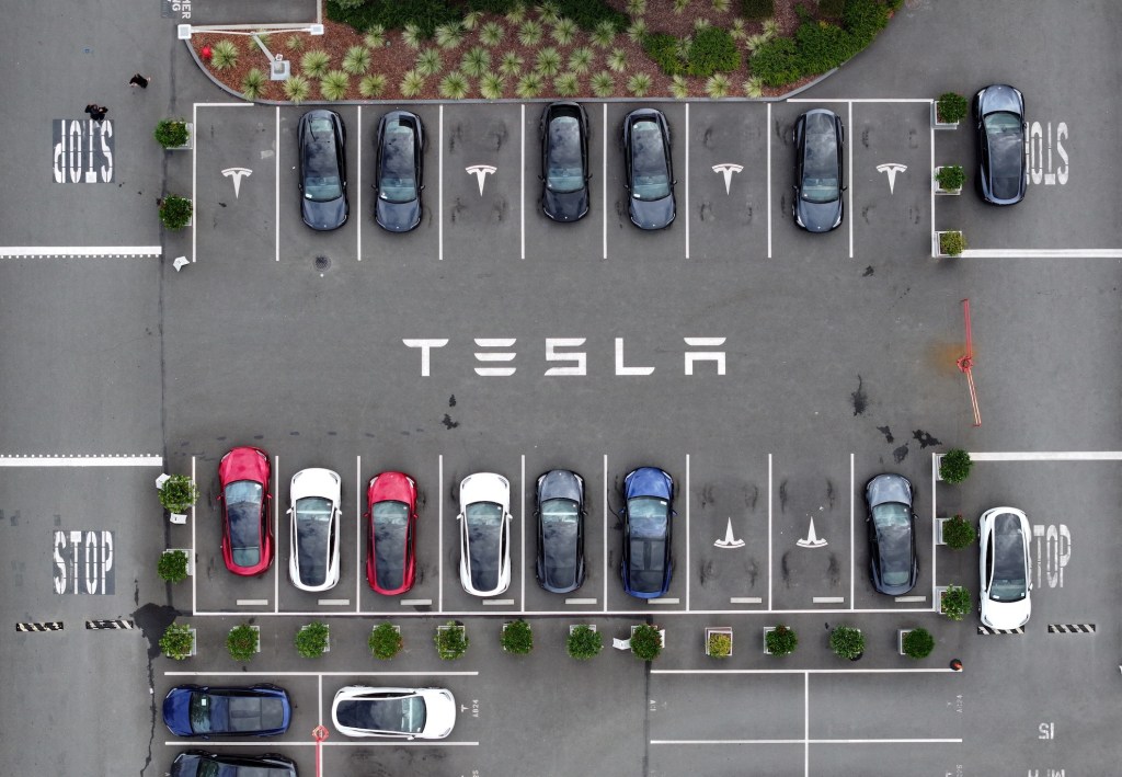 تسویه دعوی *Tesla* در تصادف مرگبار سیستم *Full Self-Driving*