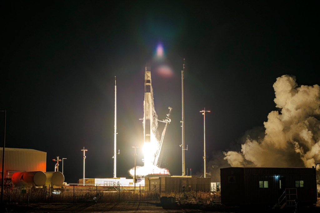 Rocket Lab با خرید Iridium به عنوان یک شرکت کامل خدمات فضایی تبدیل می‌شود